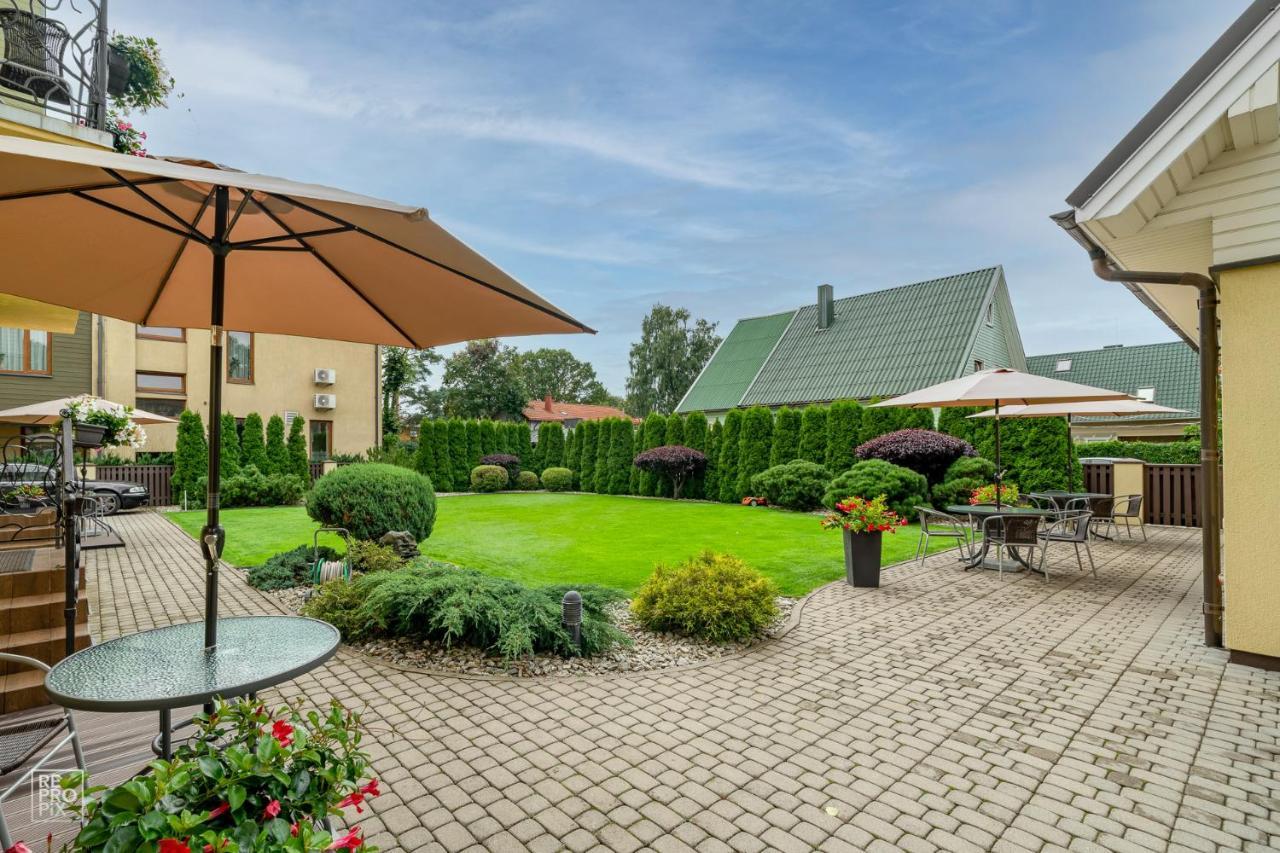 Senoji Palanga Bed & Breakfast Exterior photo